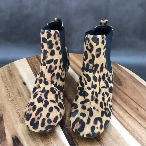 UnionBay Leopard Print Block Heel Chelsea Boots Womens Size 6 - Picture 2 of 7